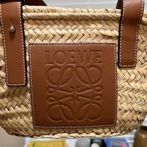 Loewe mini straw bag, 100% authentic